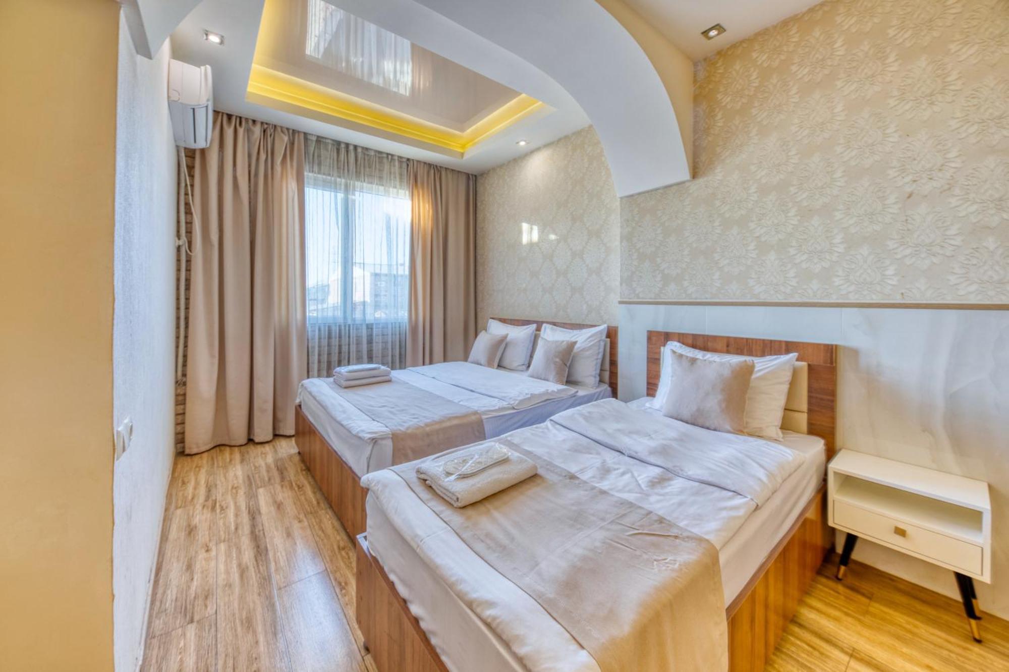 Aleppo Hotel Jerevan Eksteriør billede