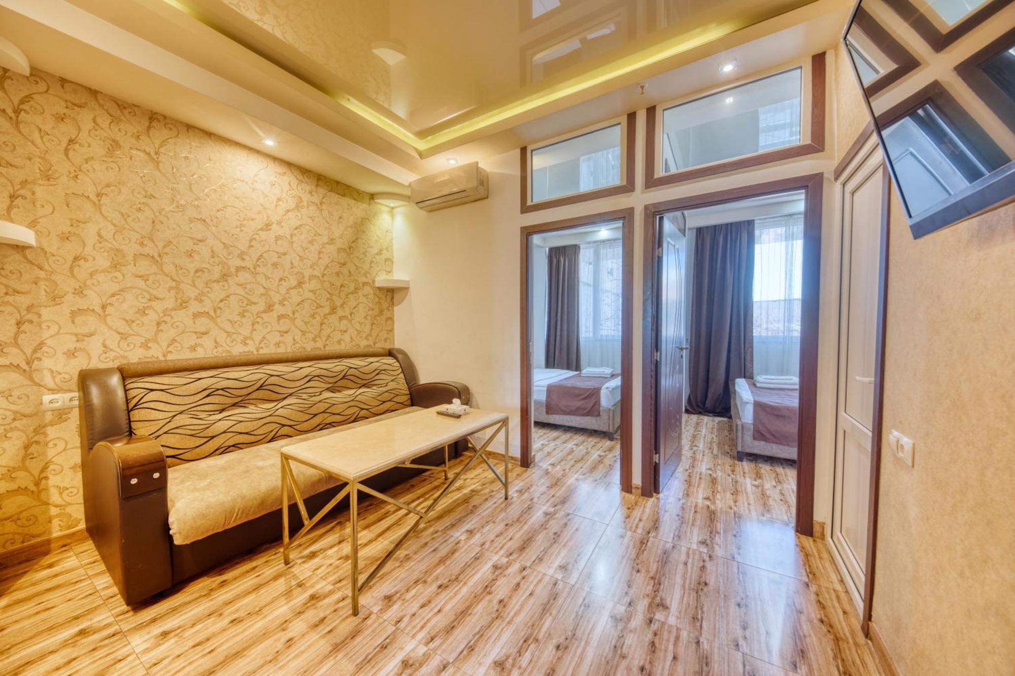 Aleppo Hotel Jerevan Eksteriør billede
