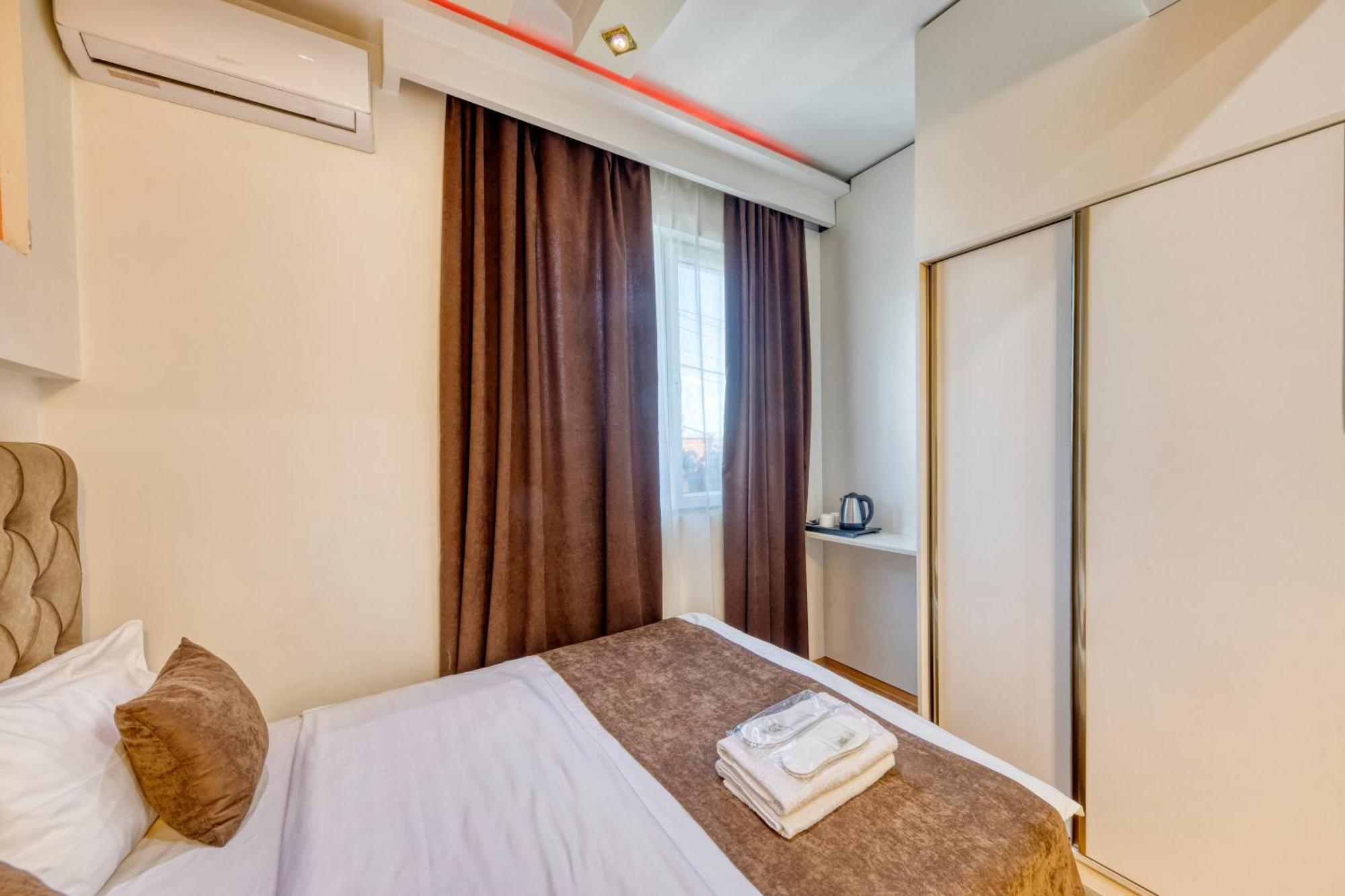Aleppo Hotel Jerevan Eksteriør billede